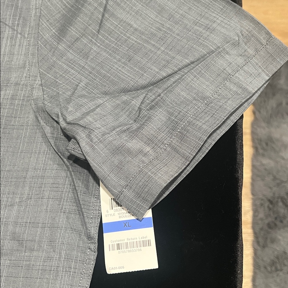ALFANI Men's Gray Short Sleeve Shirt NWT - Picture 2 of 7